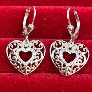 ❤️Filigree Open Heart Earrings❤️